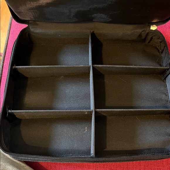 Dior Beauty makeup bag - Picture 3 of 4